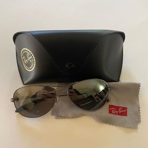 Carbon Fibre Ray-Ban Aviator Sunglasses